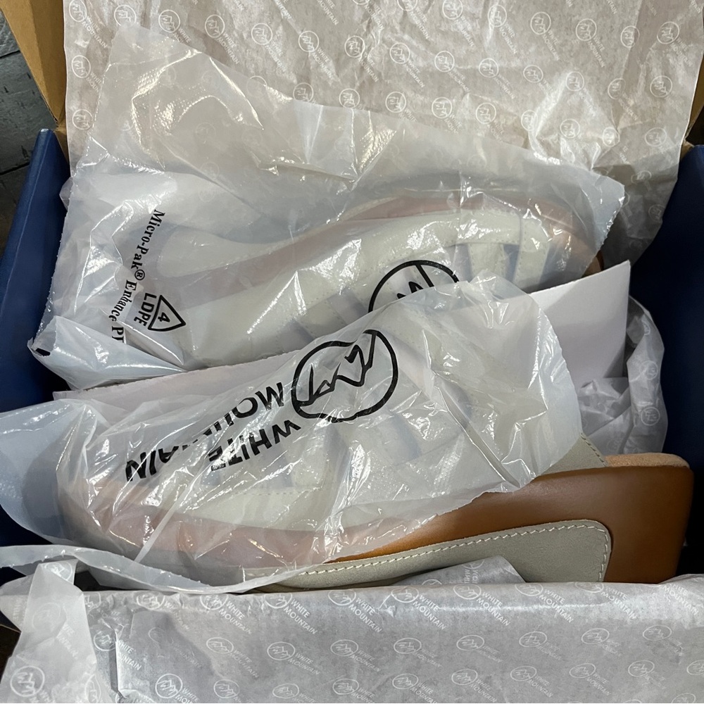 White Mountain Valenci Ice Burn Tan Mules, 11M - Picture 7 of 8